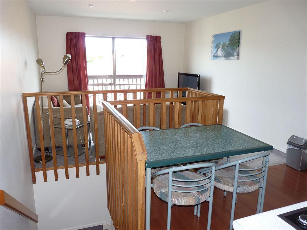 Brylin Motel 4*